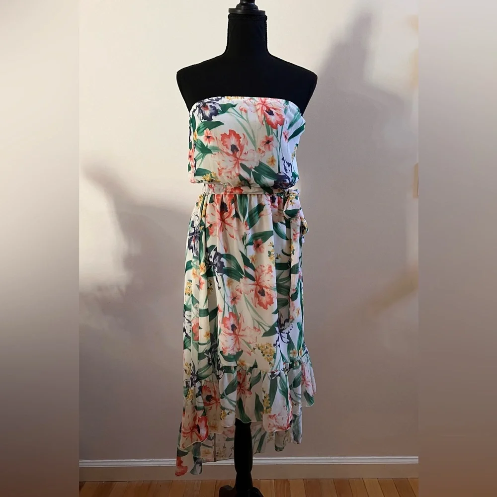 New York & Company Floral Strapless Dress - Picture 1 of 4